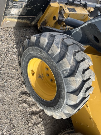 2023 John Deere 330G Skid Steer Loader