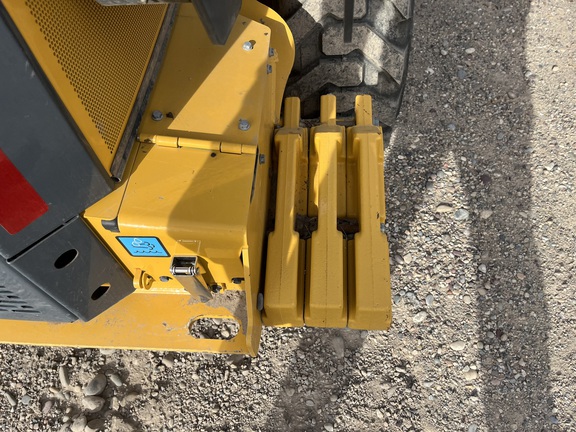 2023 John Deere 330G Skid Steer Loader