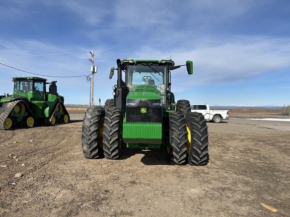 2022 John Deere 8R 340 Tractor