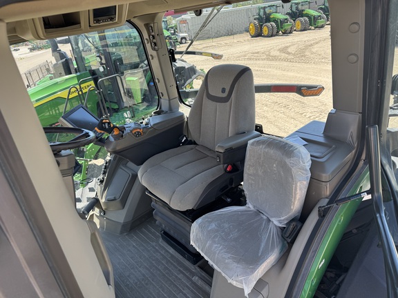 2022 John Deere 8RT 370 Tractor Rubber Track