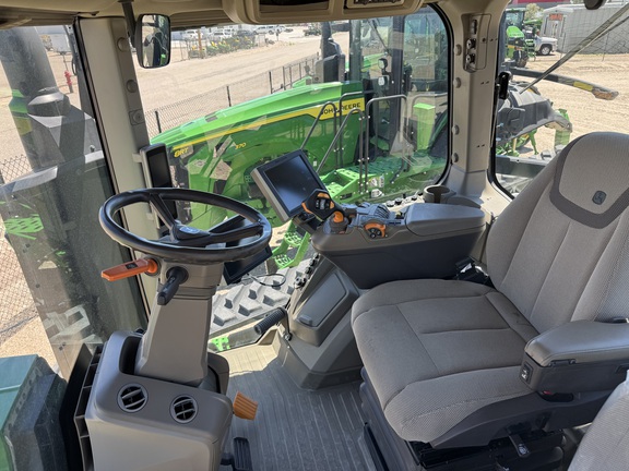 2022 John Deere 8RT 370 Tractor Rubber Track