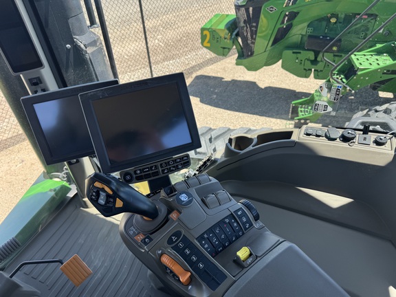 2022 John Deere 8RT 370 Tractor Rubber Track