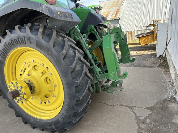 2022 John Deere 8R 340 Tractor