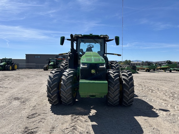 2022 John Deere 8R 340 Tractor
