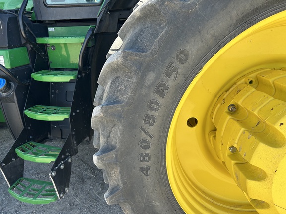 2022 John Deere 8R 340 Tractor