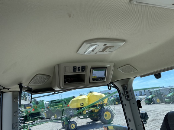 2022 John Deere 8R 340 Tractor