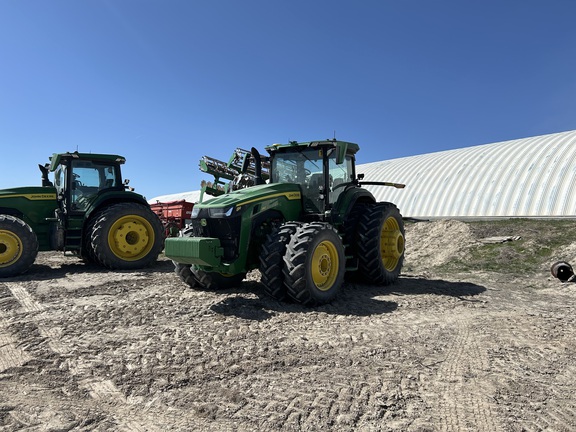 2022 John Deere 8R 280 Tractor