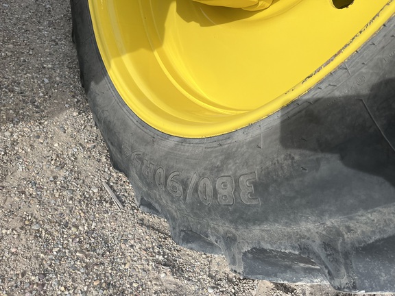 2022 John Deere 8R 250 Tractor