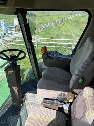 2013 John Deere R450 Windrower