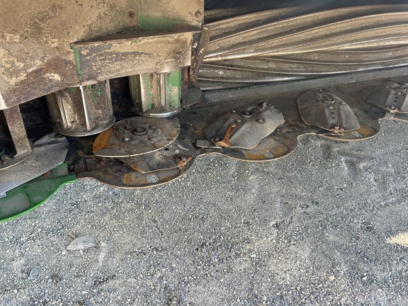 2013 John Deere R450 Windrower