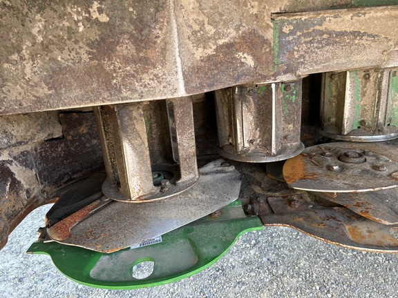 2013 John Deere R450 Windrower