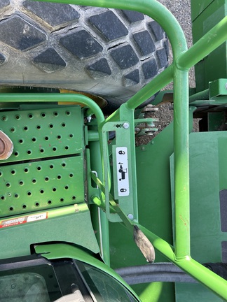 2013 John Deere R450 Windrower