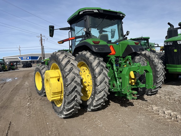 2023 John Deere 8R 370 Tractor
