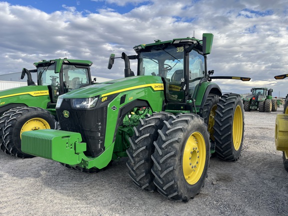 2023 John Deere 8R 370 Tractor
