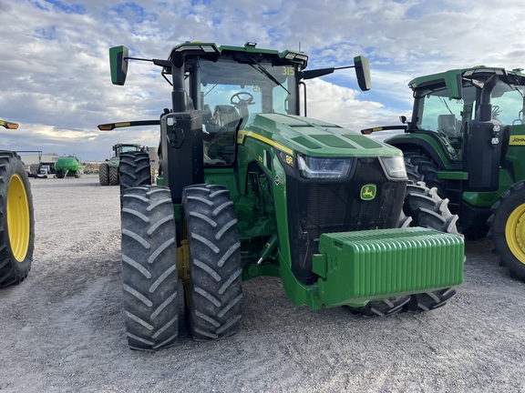 2023 John Deere 8R 370 Tractor