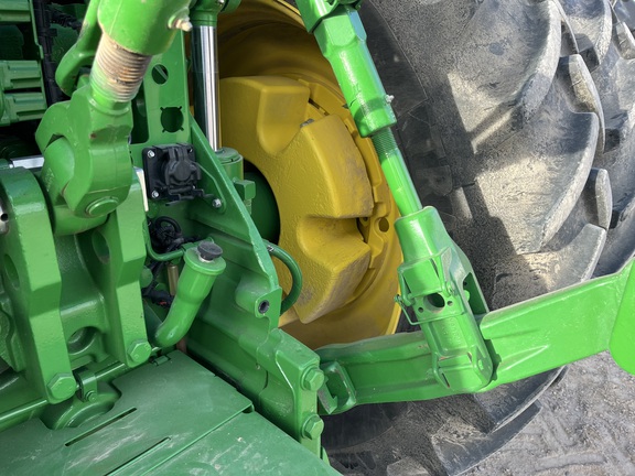 2023 John Deere 8R 370 Tractor