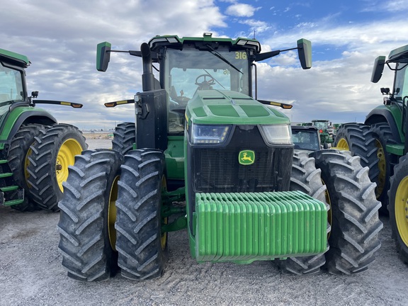 2023 John Deere 8R 370 Tractor