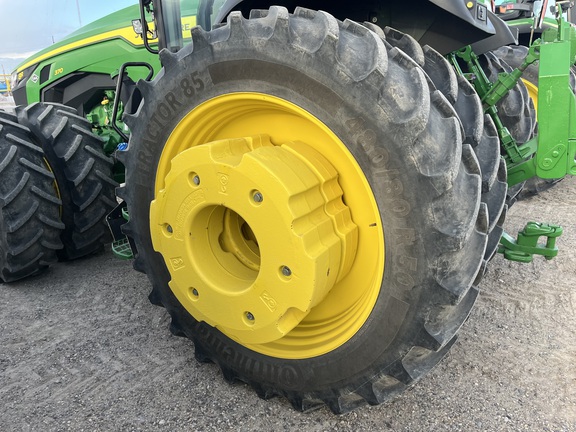 2023 John Deere 8R 370 Tractor