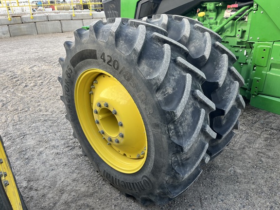 2023 John Deere 8R 370 Tractor
