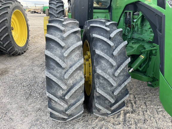 2023 John Deere 8R 370 Tractor