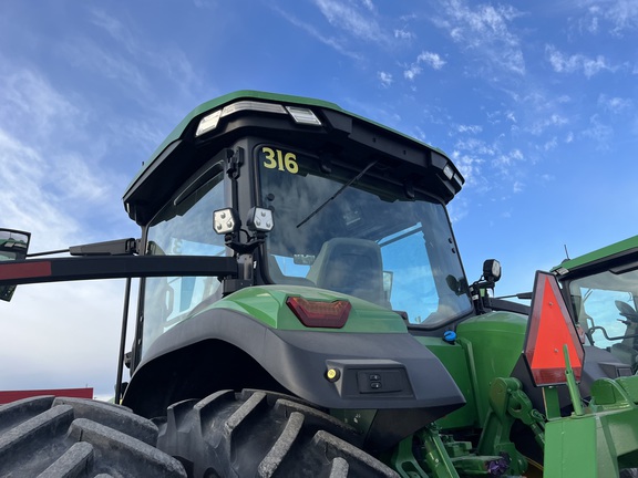 2023 John Deere 8R 370 Tractor