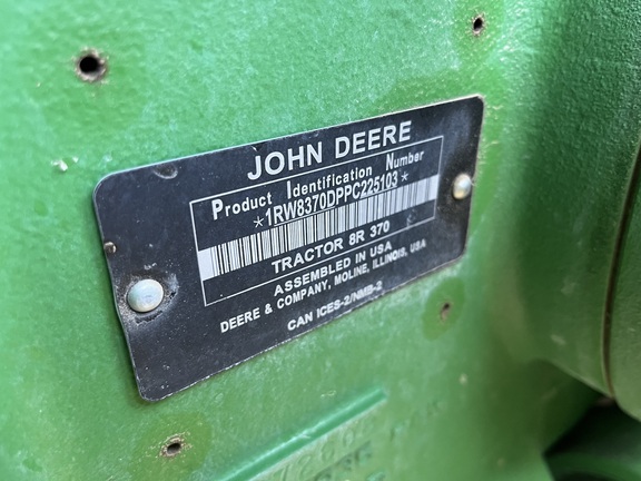 2023 John Deere 8R 370 Tractor