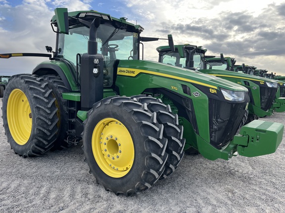 2023 John Deere 8R 370 Tractor