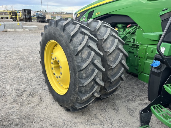 2023 John Deere 8R 370 Tractor