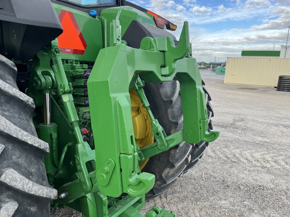 2023 John Deere 8R 370 Tractor