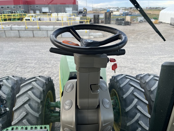 2023 John Deere 8R 370 Tractor