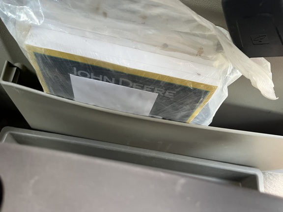 2023 John Deere 8R 370 Tractor