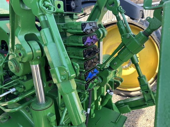 2023 John Deere 8RT 410 Tractor Rubber Track