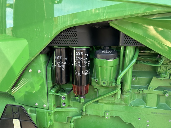 2023 John Deere 8RT 410 Tractor Rubber Track