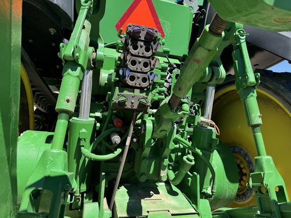 2023 John Deere 8RT 370 Tractor Rubber Track