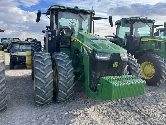 2023 John Deere 8R 370 Tractor