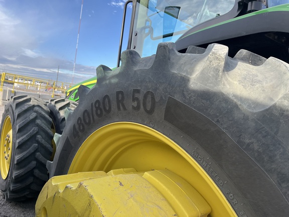 2023 John Deere 8R 370 Tractor