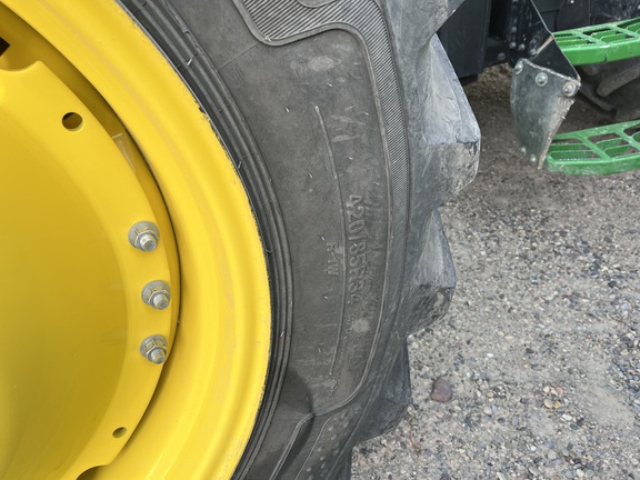 2023 John Deere 8R 370 Tractor