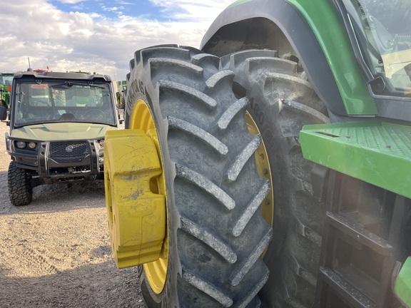 2023 John Deere 8R 370 Tractor