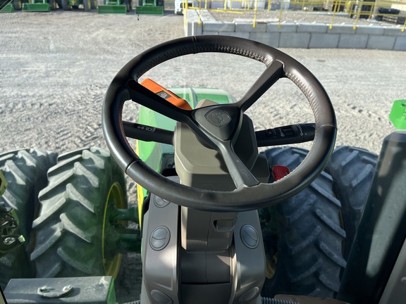 2023 John Deere 8R 370 Tractor