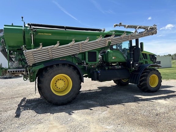 2025 John Deere 800R Sprayer/High Clearance