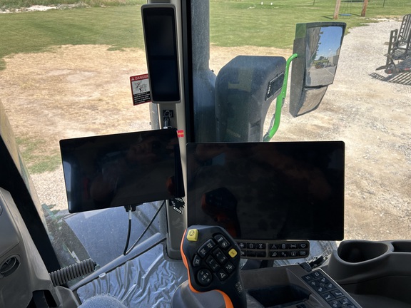 2025 John Deere 800R Sprayer/High Clearance