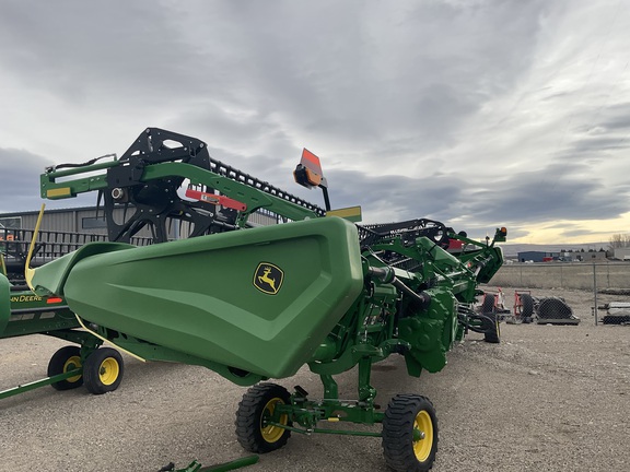 2023 John Deere HD35R Header Combine
