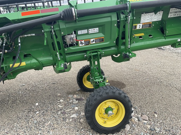 2023 John Deere HD35R Header Combine