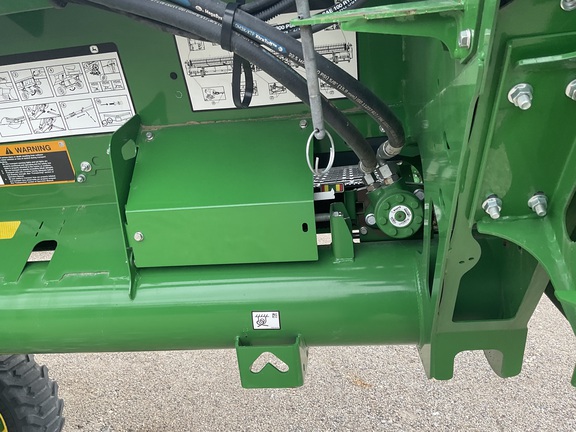 2023 John Deere HD35R Header Combine