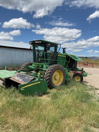 2012 John Deere R450 Windrower