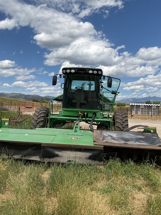 2012 John Deere R450 Windrower