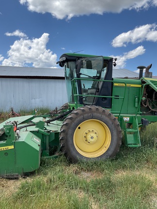 2012 John Deere R450 Windrower