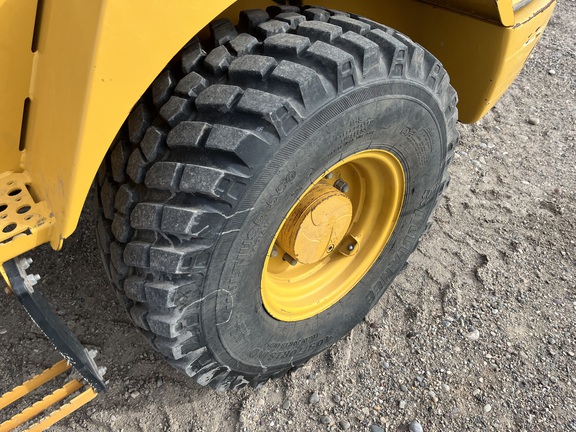 2018 John Deere 244K-II Compact Utility Loader