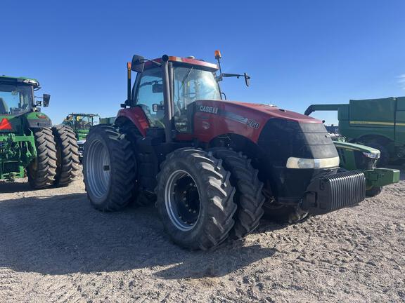 2011 Case IH Magnum 260 Tractor