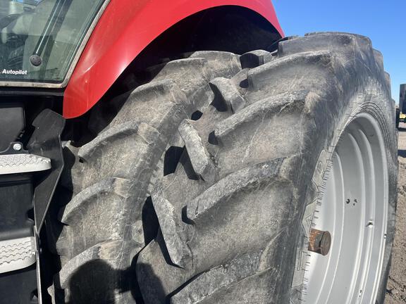 2011 Case IH Magnum 260 Tractor